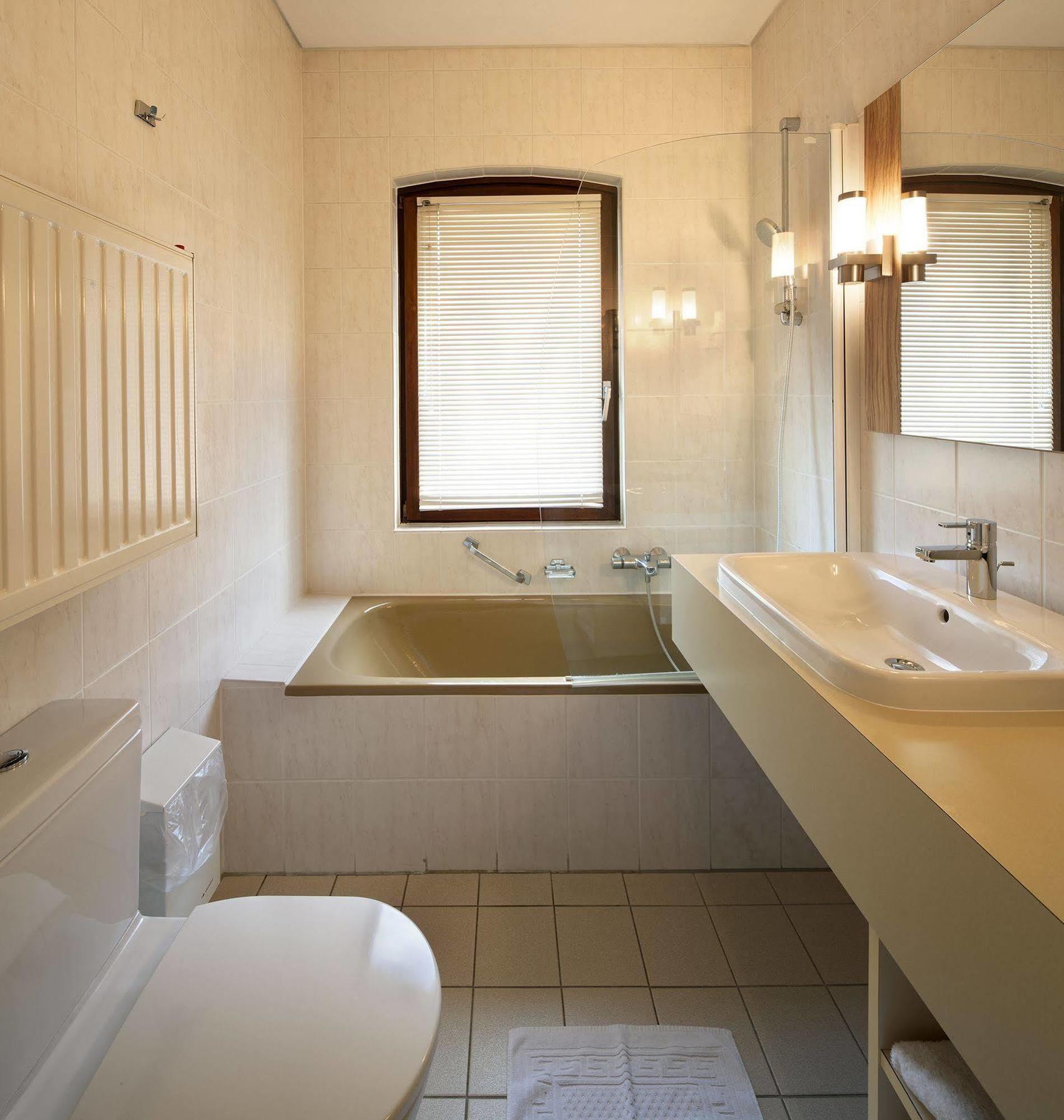 Valuas Hotel Venlo Luaran gambar