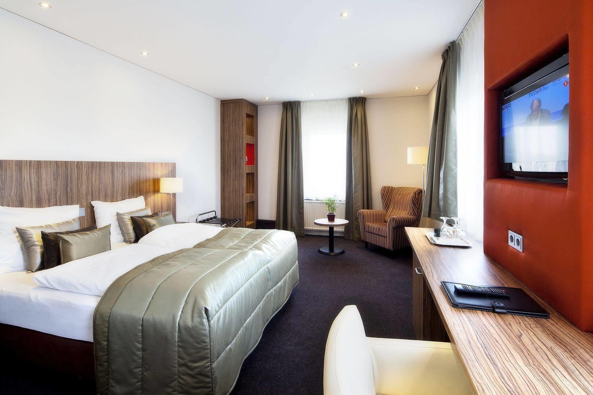 Valuas Hotel Venlo Luaran gambar